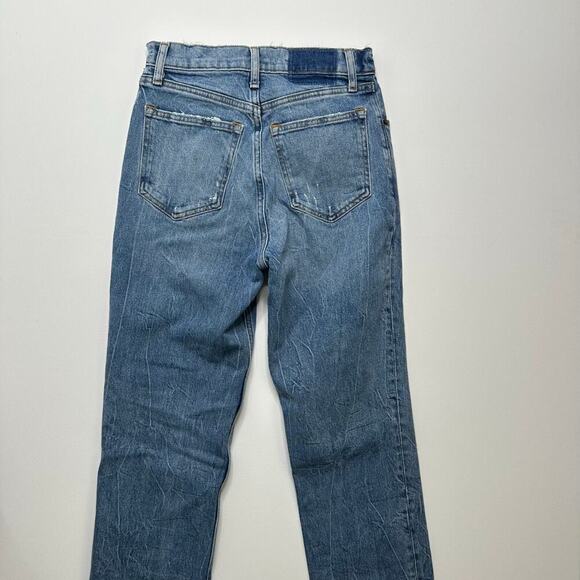 Abercrombie & Fitch The 90’s Straight Ultra High Rise Jeans - Picture 2 of 7